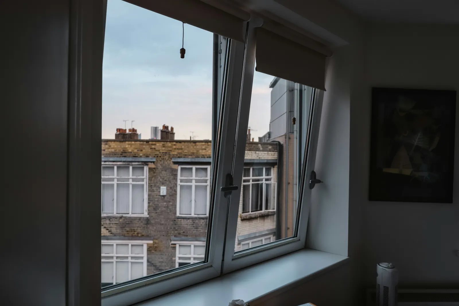 Air-sealed double-hung window installed by Windows Montreal in Montreal